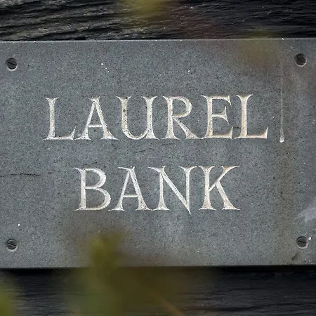 Laurel Bank Гостевой дом 4*