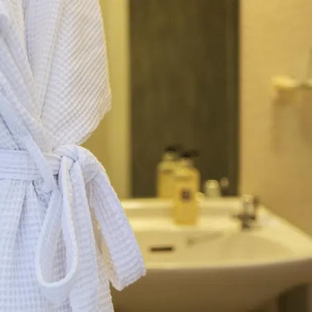 בית הארחה Laurel Bank 4*